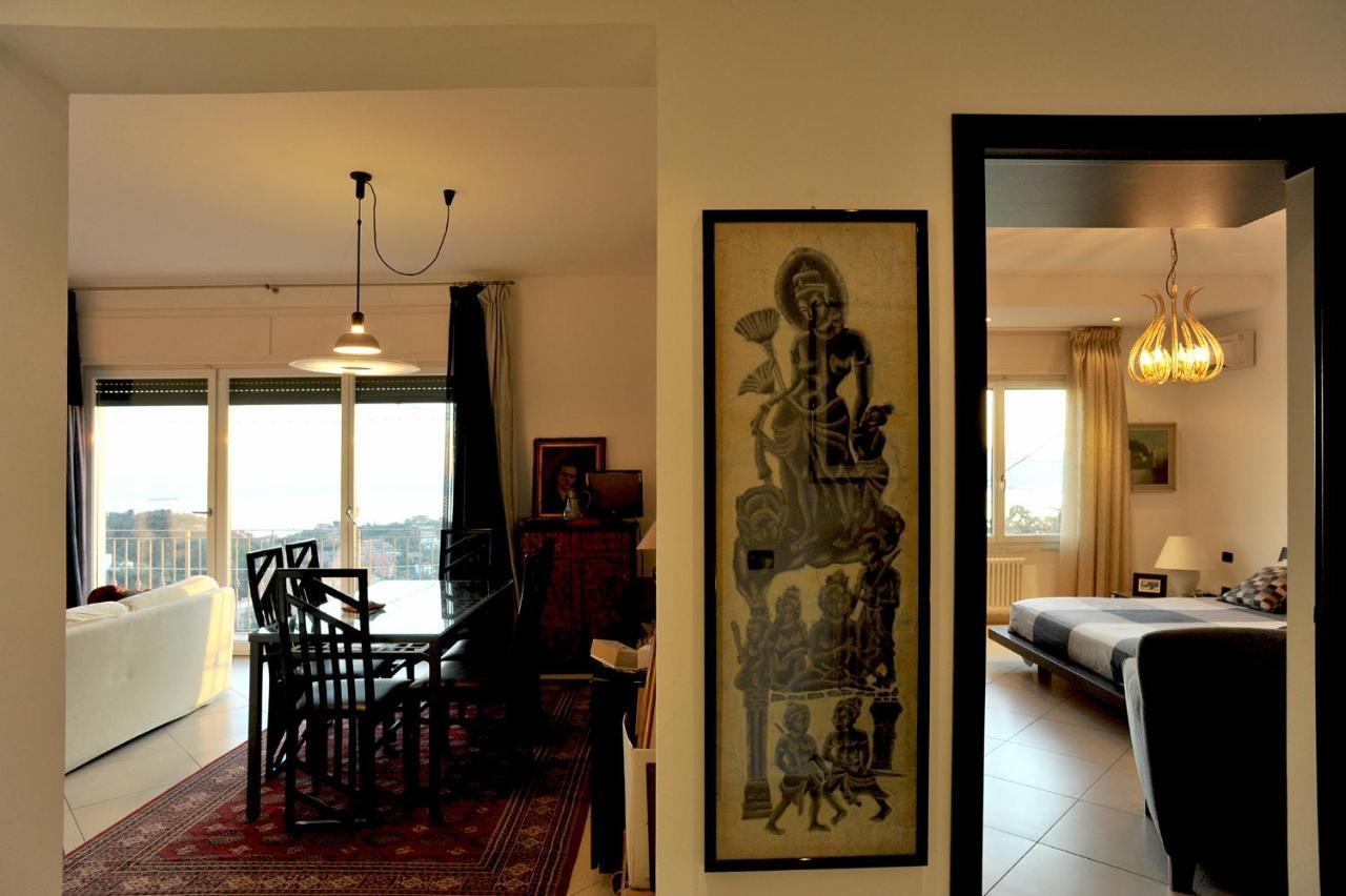 Il Golfo Artisti E Poeti Villa Thea Lerici Luaran gambar