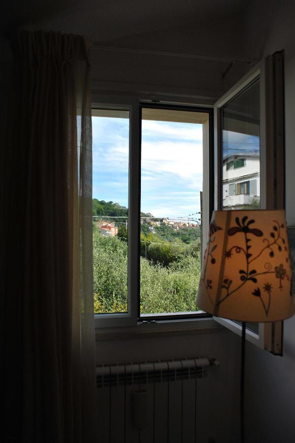 Il Golfo Artisti E Poeti Villa Thea Lerici Luaran gambar